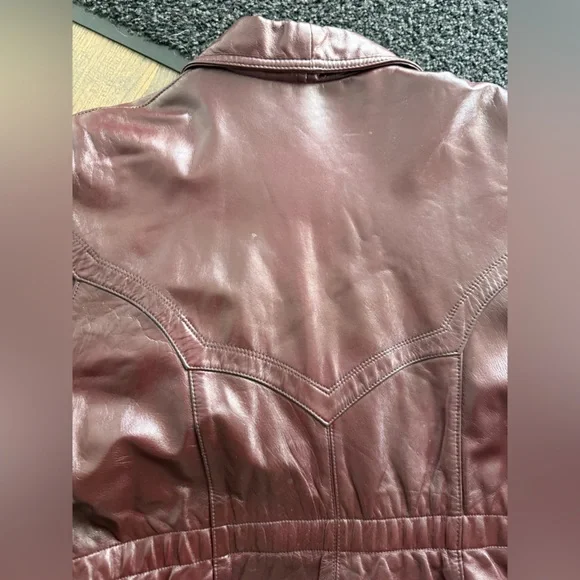 Hennessy 1765 Vintage Burgundy Leather Jacket with Belt - Picture 7 of 15
